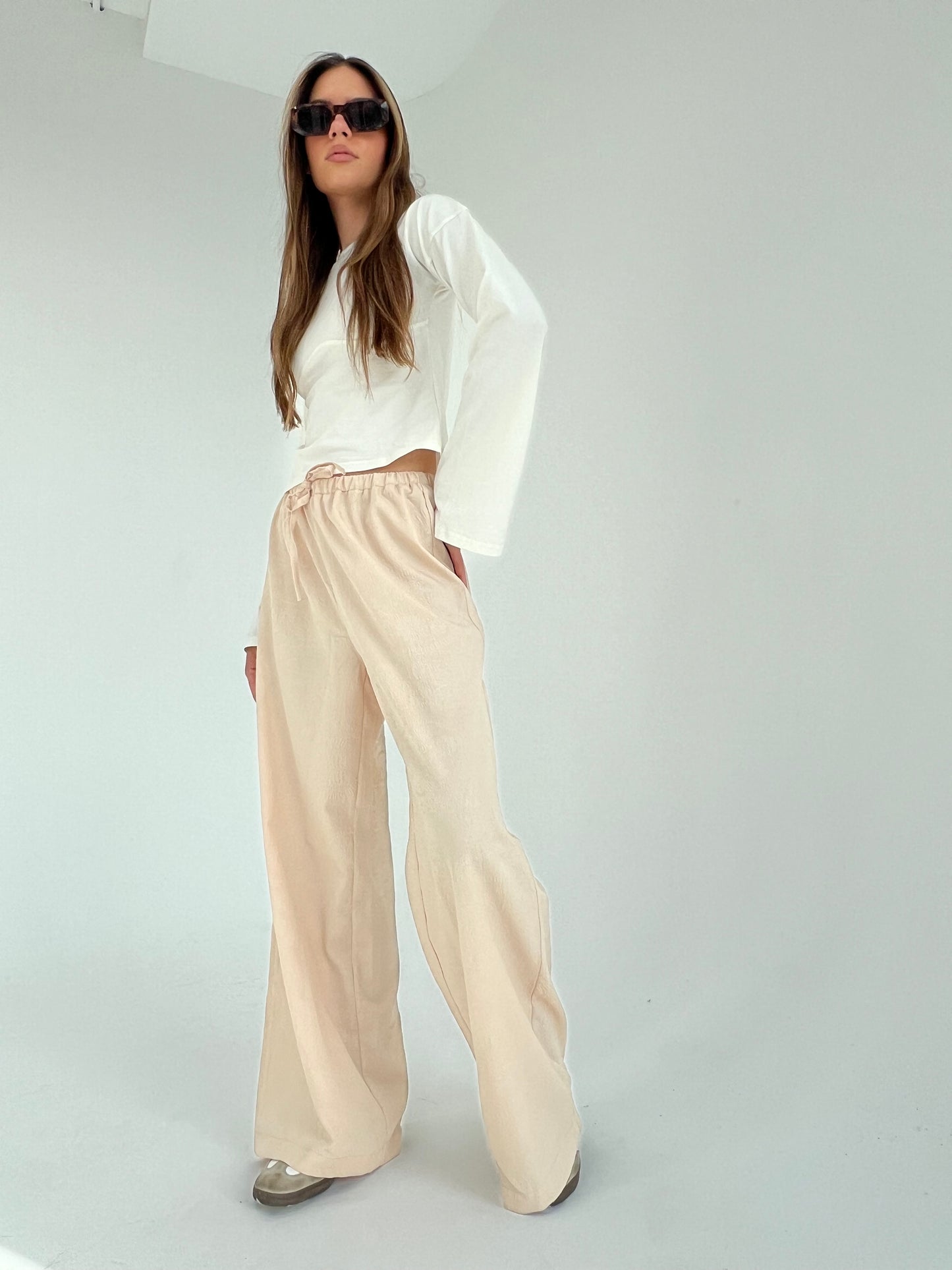 Flowered Pants in Beige