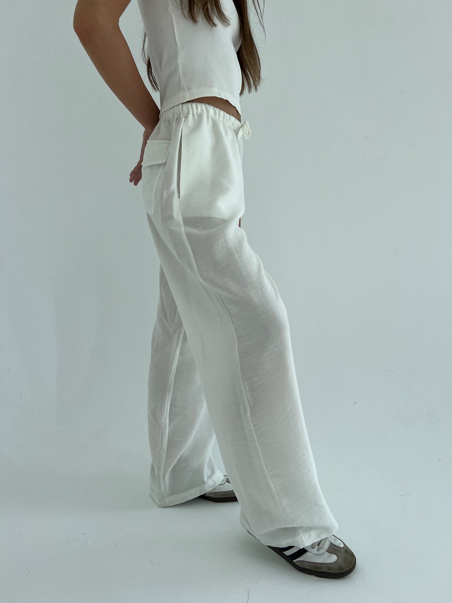 Must-have Linen Pants: White