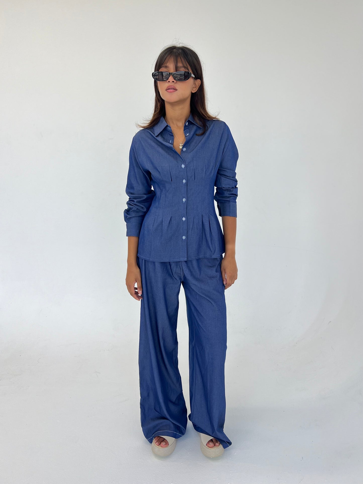 Hourglass Pants in Blue Light Jeans