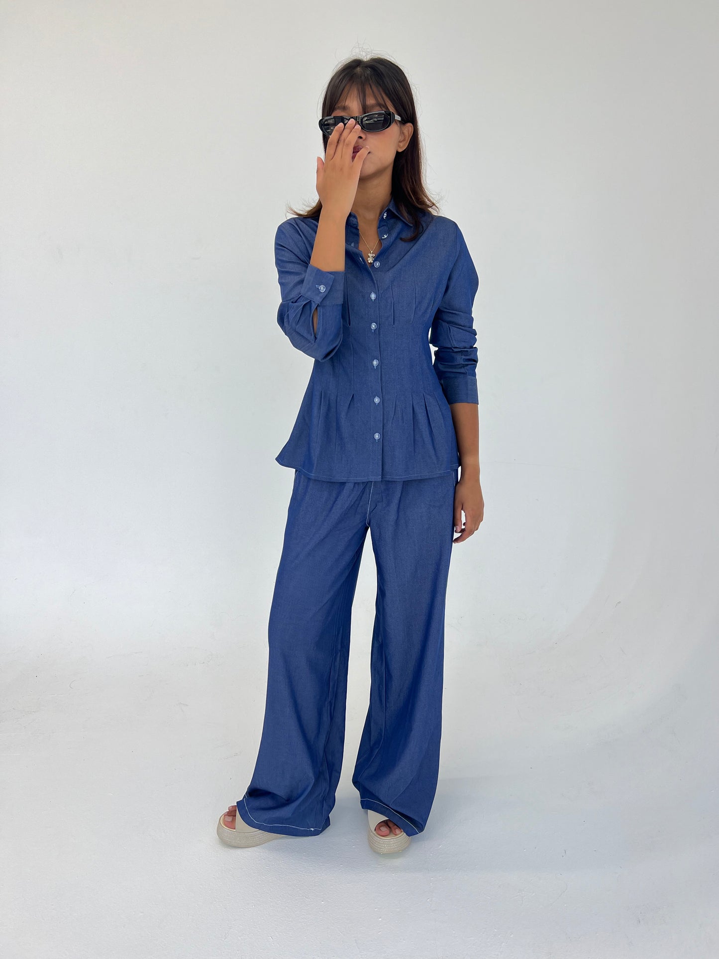 Hourglass Shirt in Light Jeans
