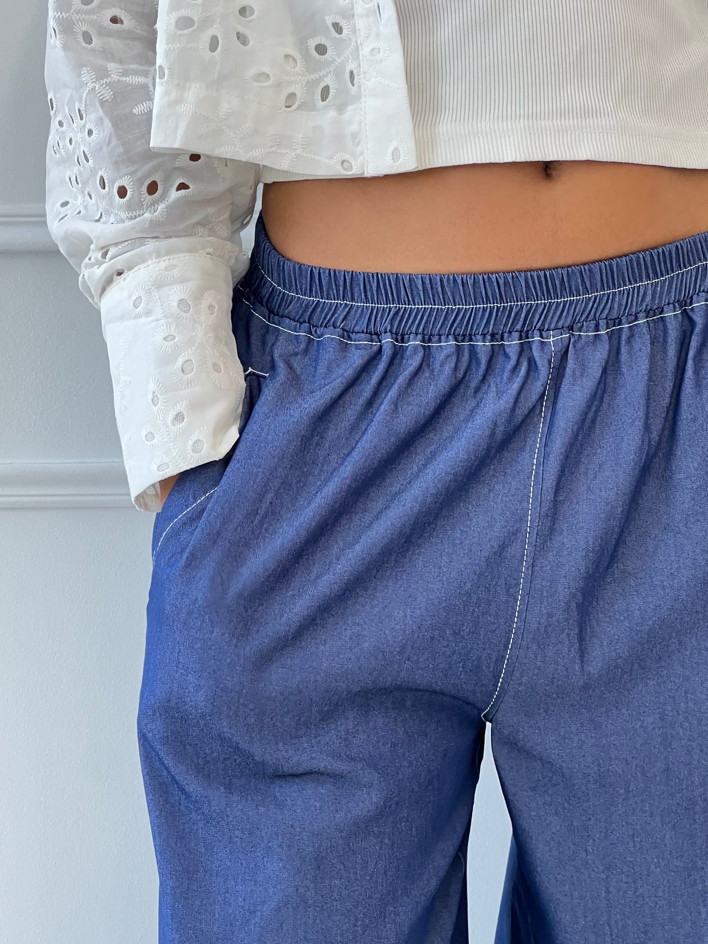 Hourglass Pants in Blue Light Jeans