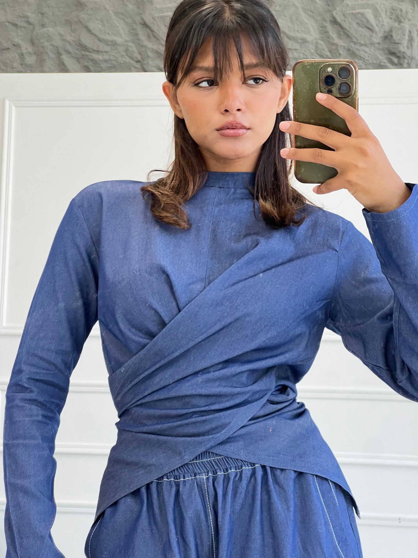 Wrap T-shirt in Light Jeans