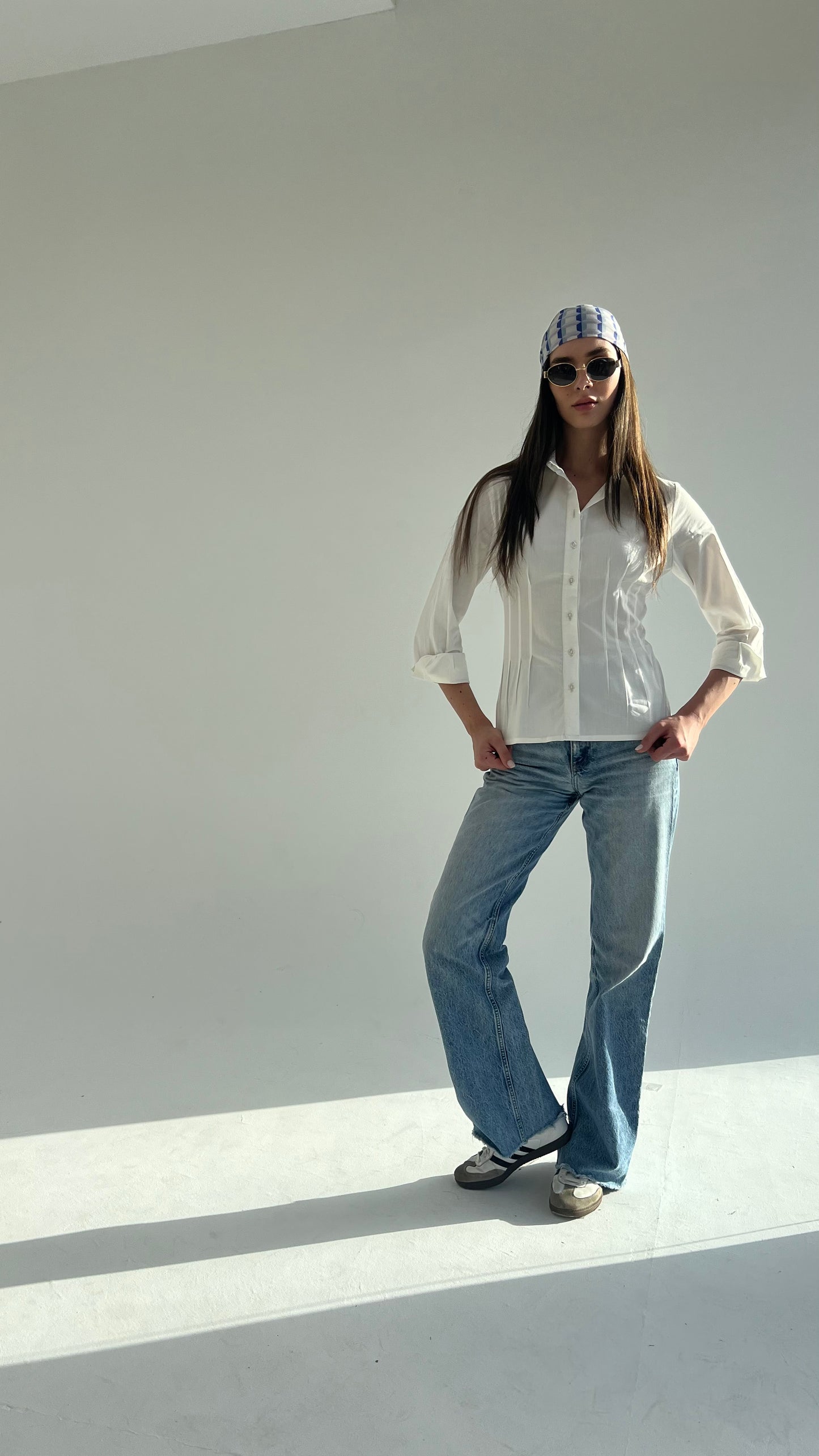 Hourglass Shirt in White