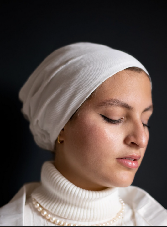 Silk-Lined Ribbed Underscarf: White