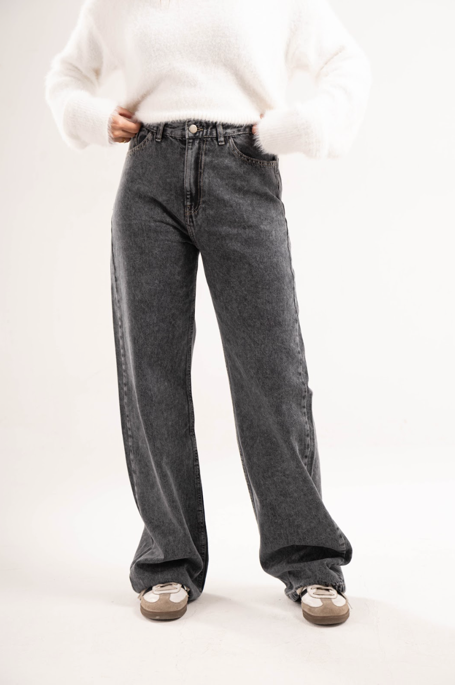 Clean Girl Grey Jeans