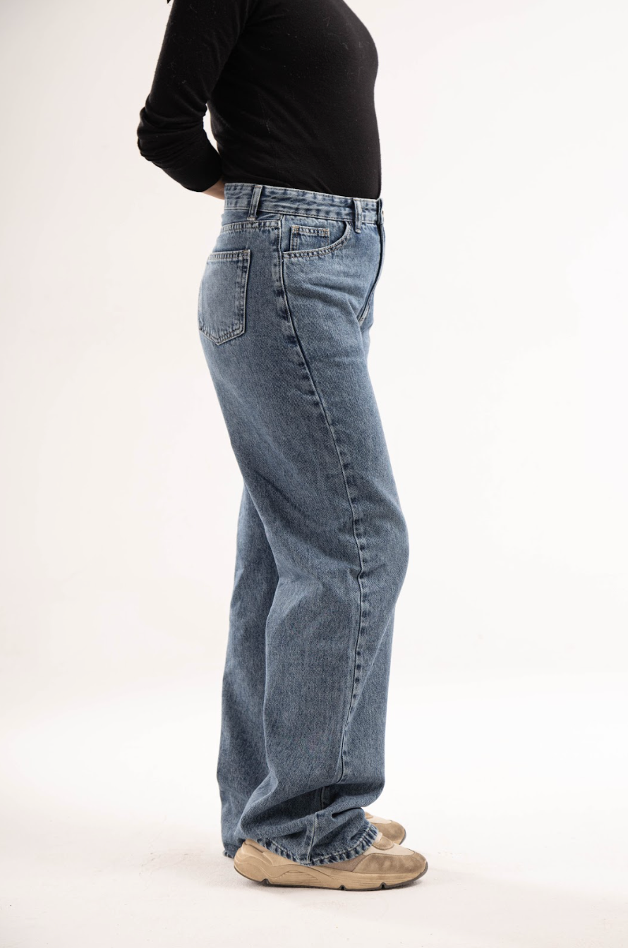 Clean Girl Blue Jeans
