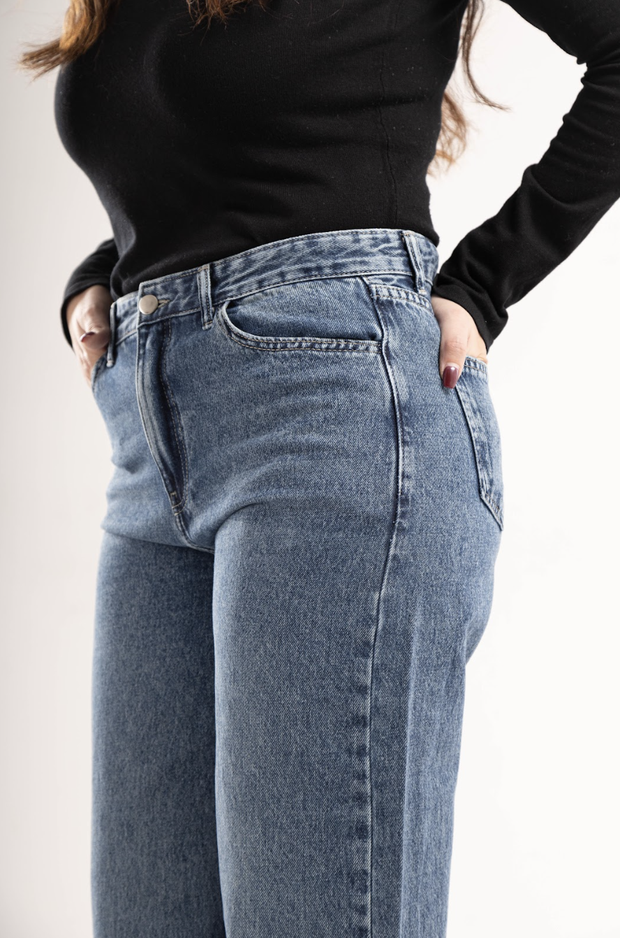 Clean Girl Blue Jeans