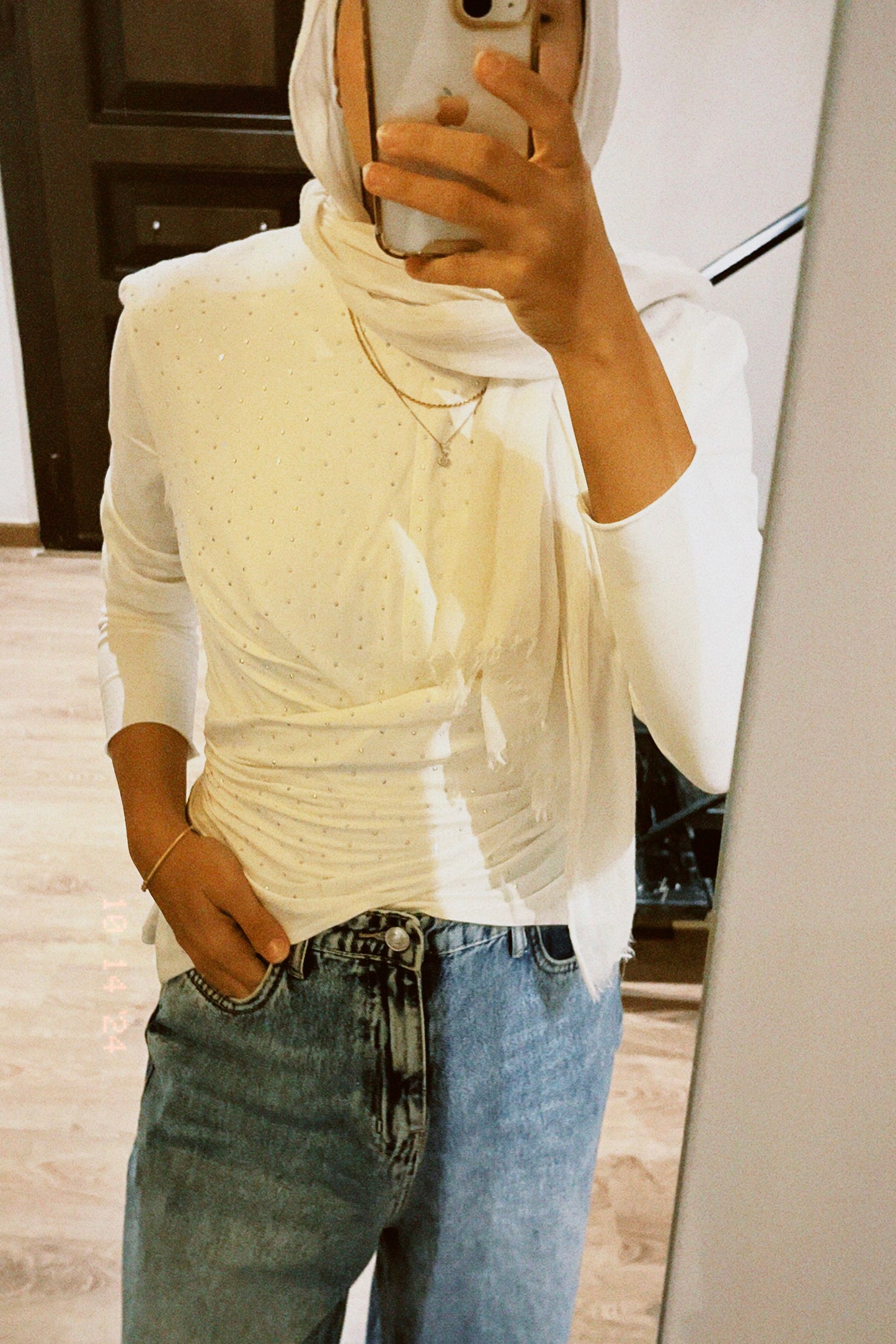 The Studded Wrap Cotton T-shirt: Off White/Créme