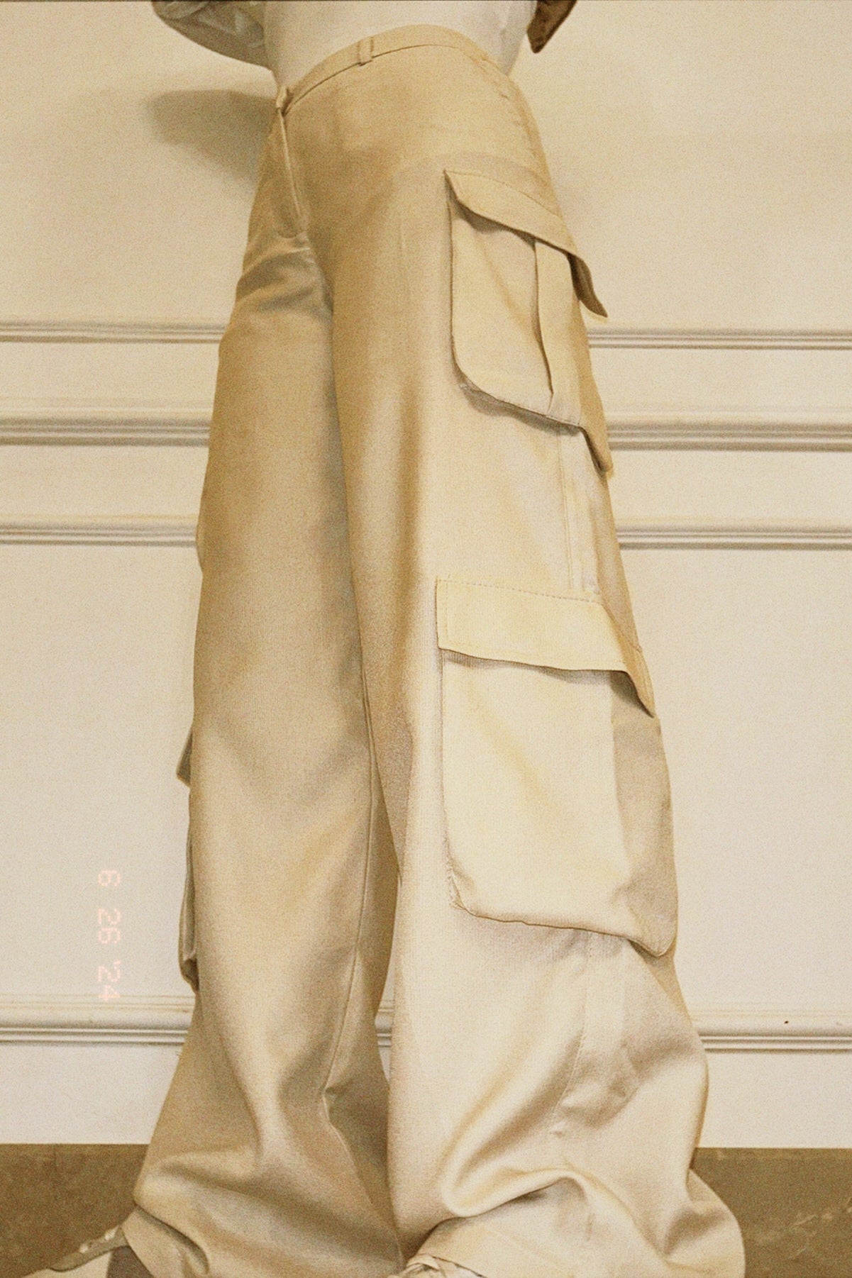 "The Signature" Cargo in Beige