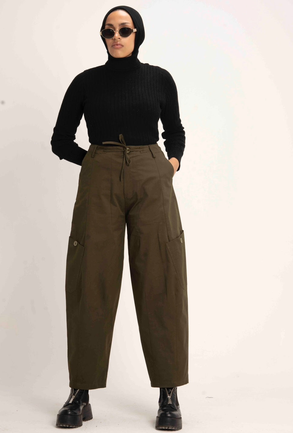 "Best-Self" Balloon Trousers in Olive Gabardine