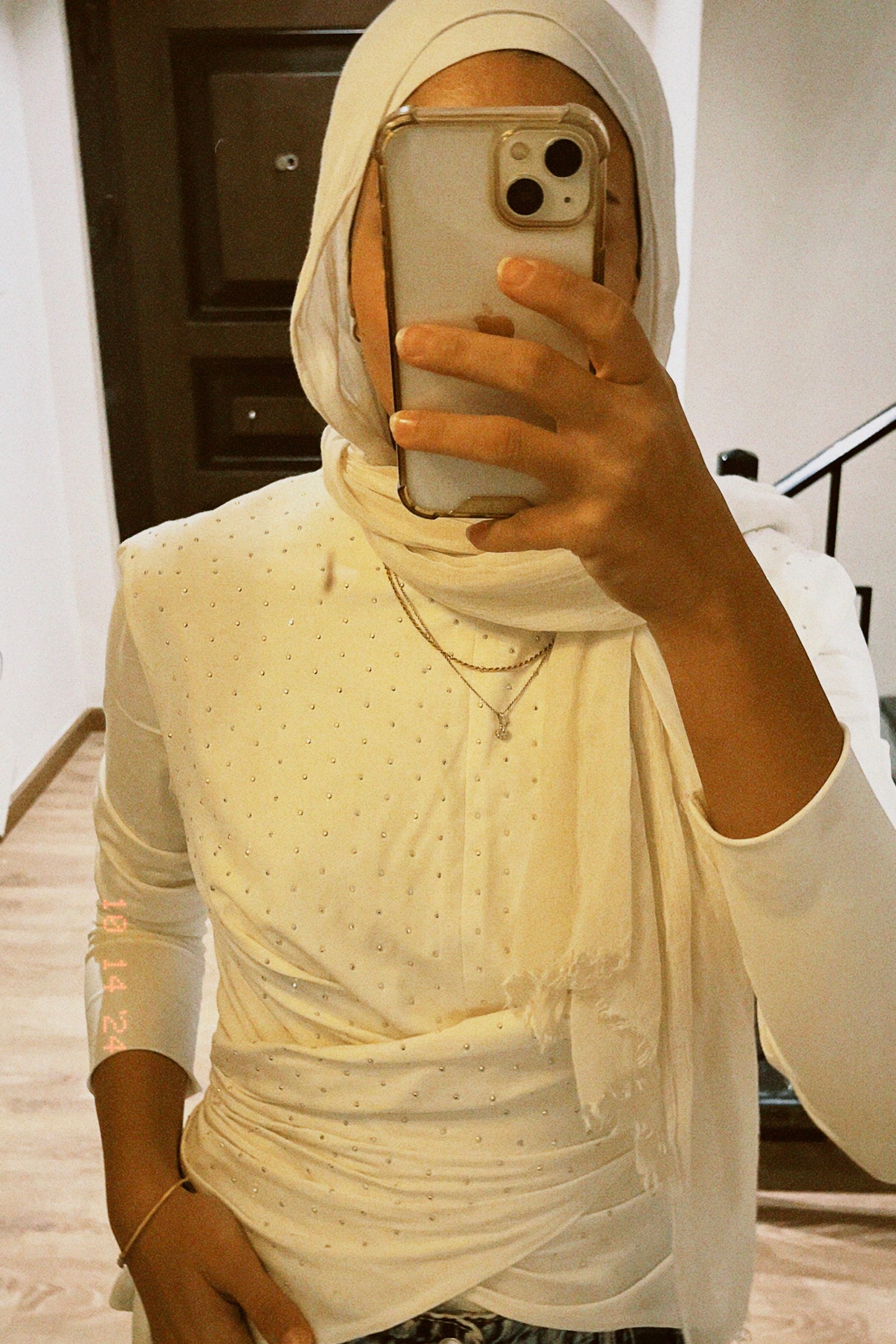 The Studded Wrap Cotton T-shirt: Off White/Créme