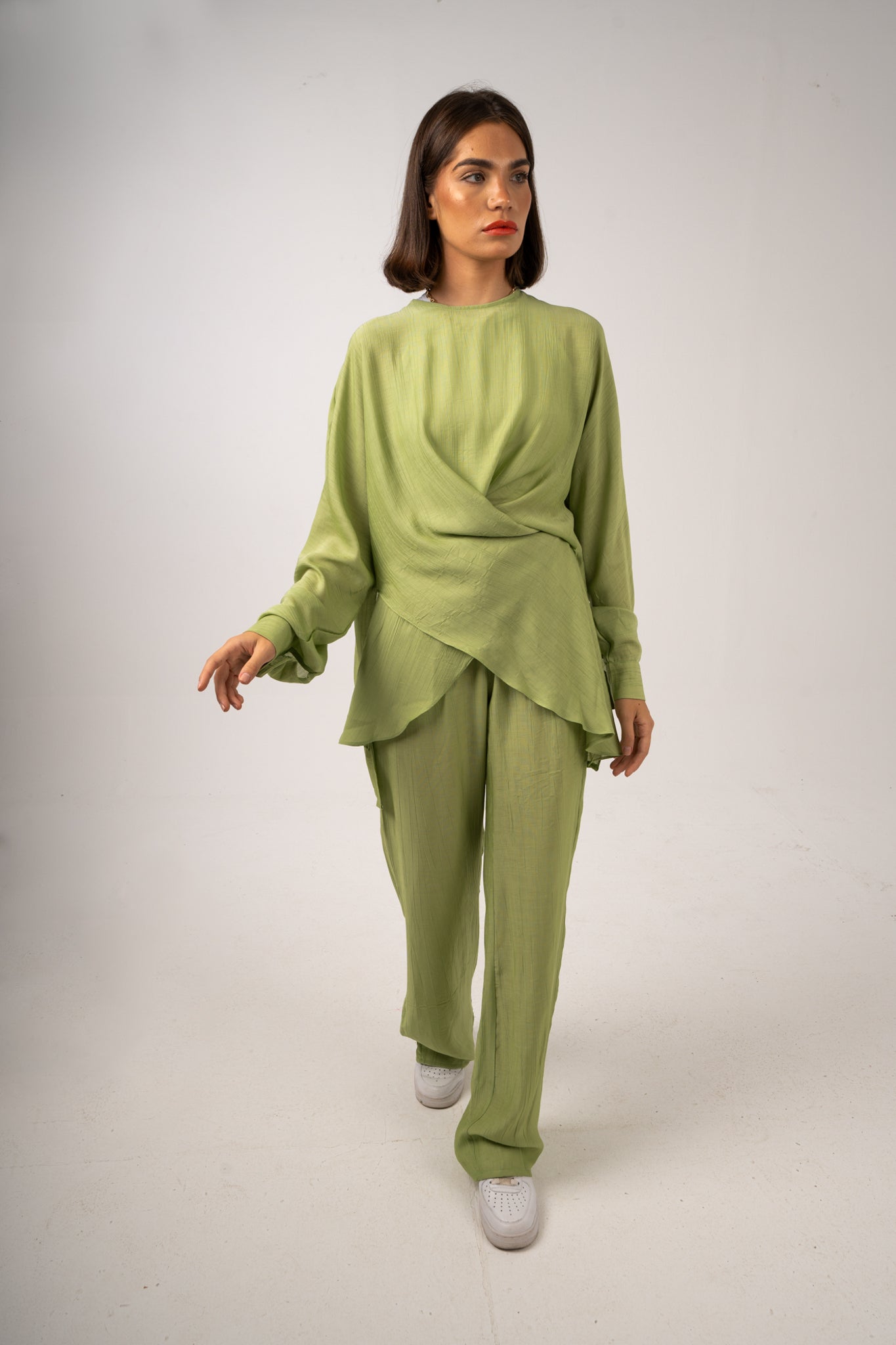 Crushed Linen Pants: Green