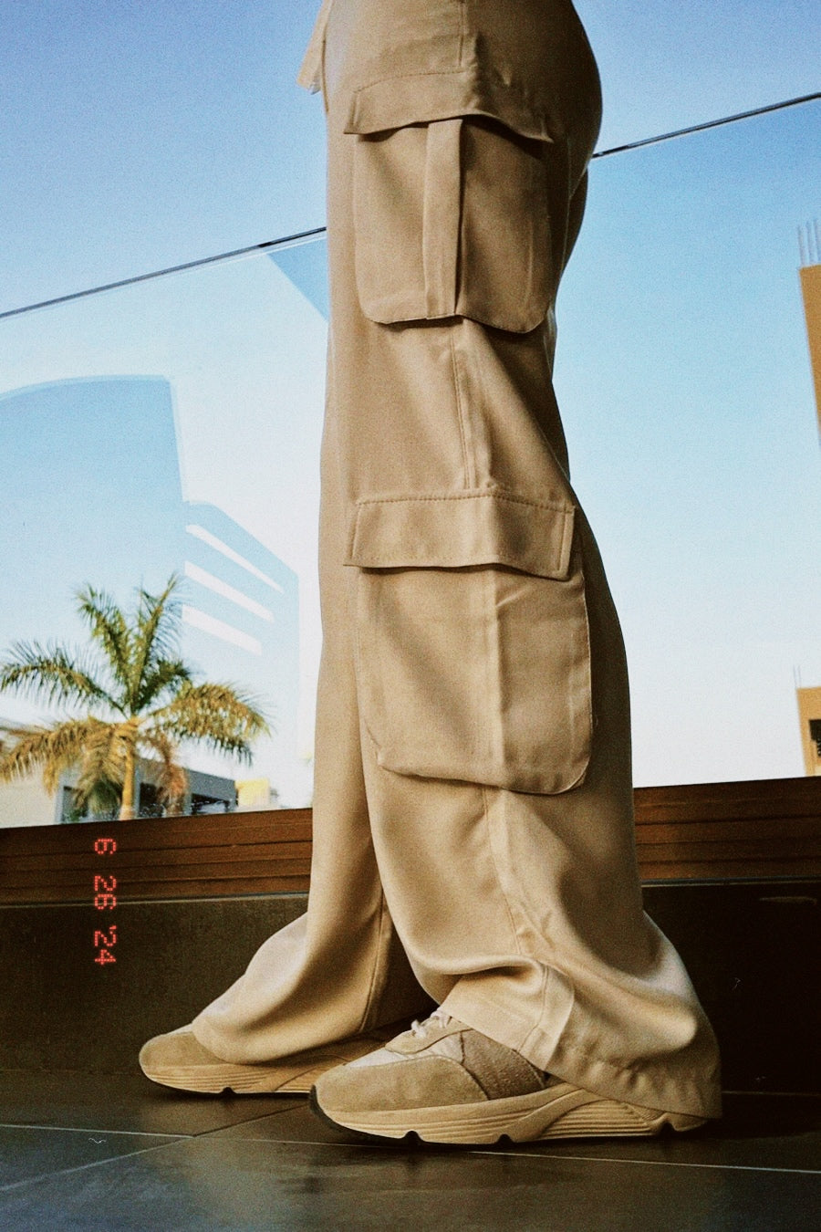 "The Signature" Cargo in Beige