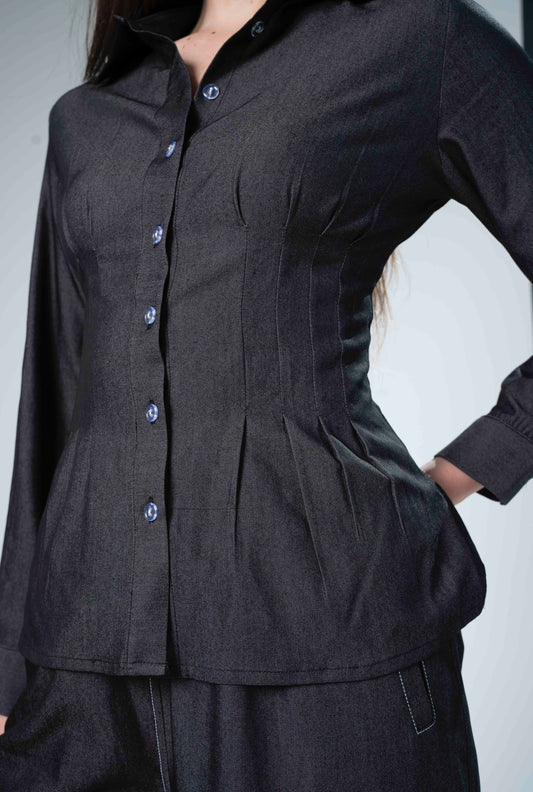 Hourglass Shirt in Light Charcoal Jeans