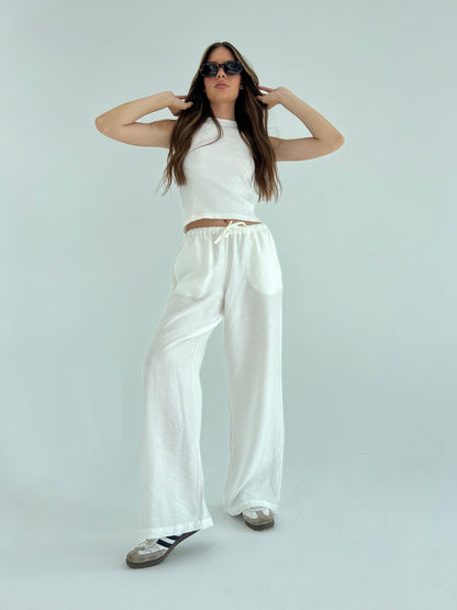 Must-have Linen Pants: White