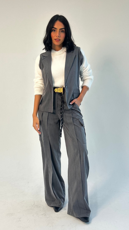 Woman in Grey // Wool Cargo-Work Pants