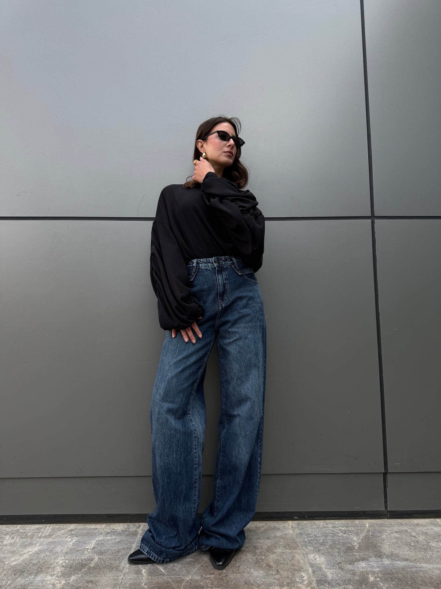 "Not-so-basic" Studded Pocket Jeans: Blue