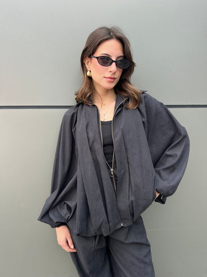 The Quiet Presence Set: Black