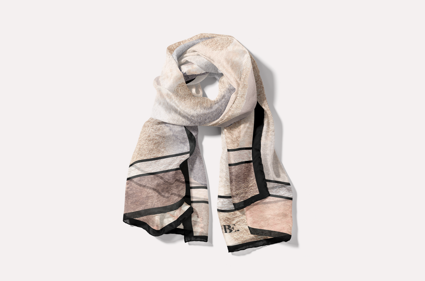 Chic Love: Beige/Black