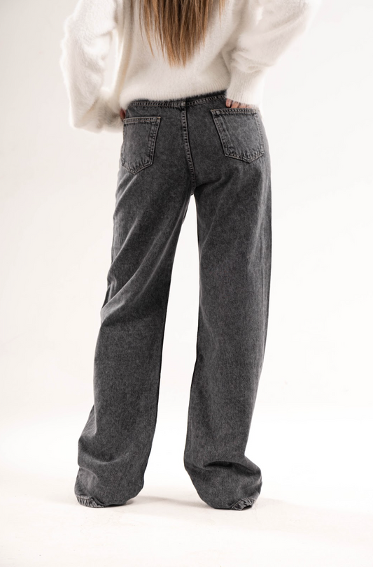 Clean Girl Grey Jeans