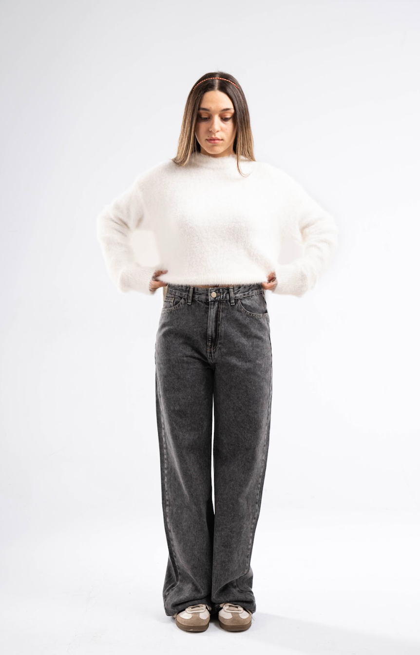 Clean Girl Grey Jeans