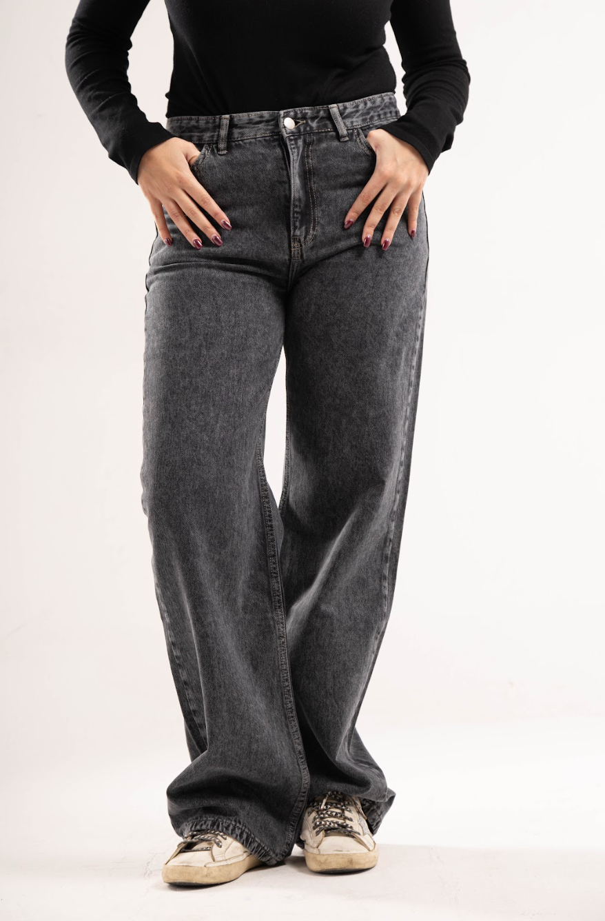 Clean Girl Grey Jeans