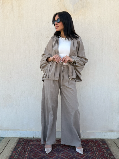 The Quiet Presence Set: Beige