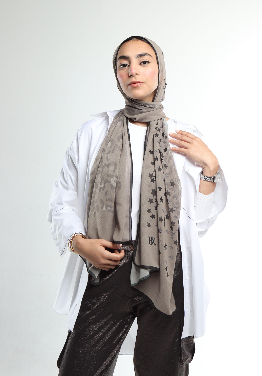 Wild Moves: Beige