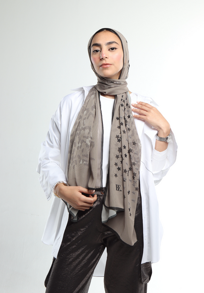 Wild Moves: Beige