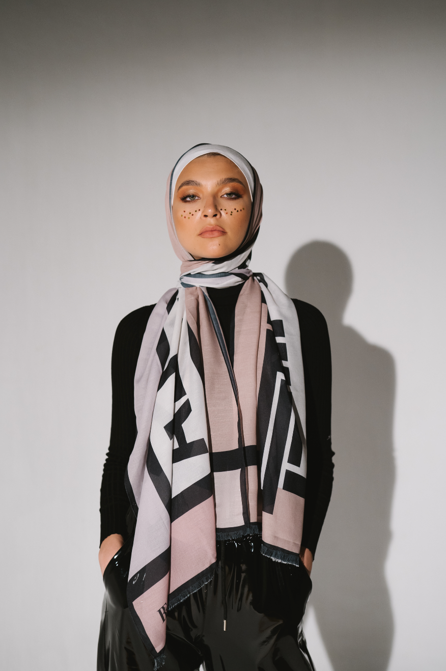 Rebel: Nude Beige/Grey/White