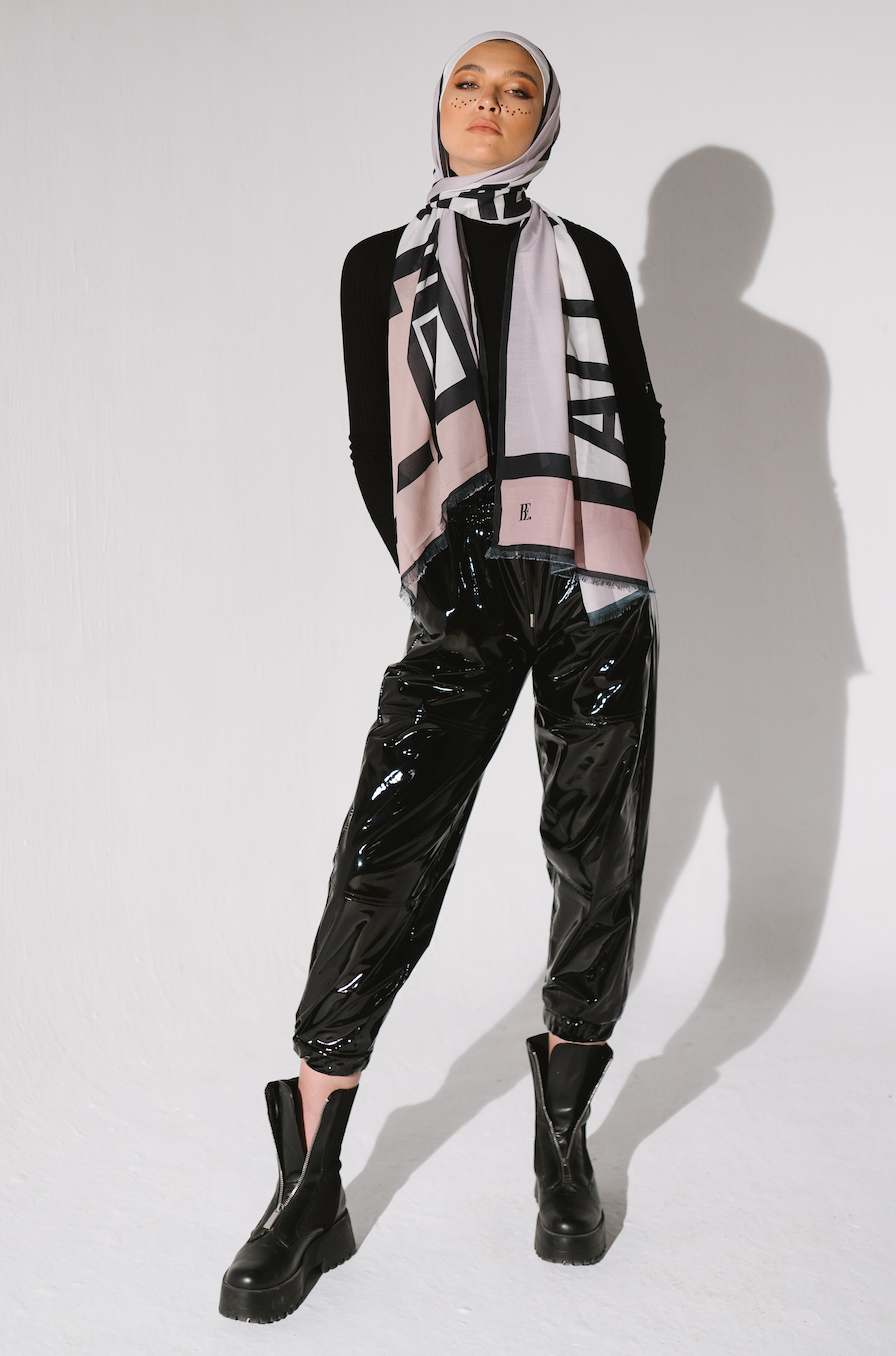 Rebel: Nude Beige/Grey/White