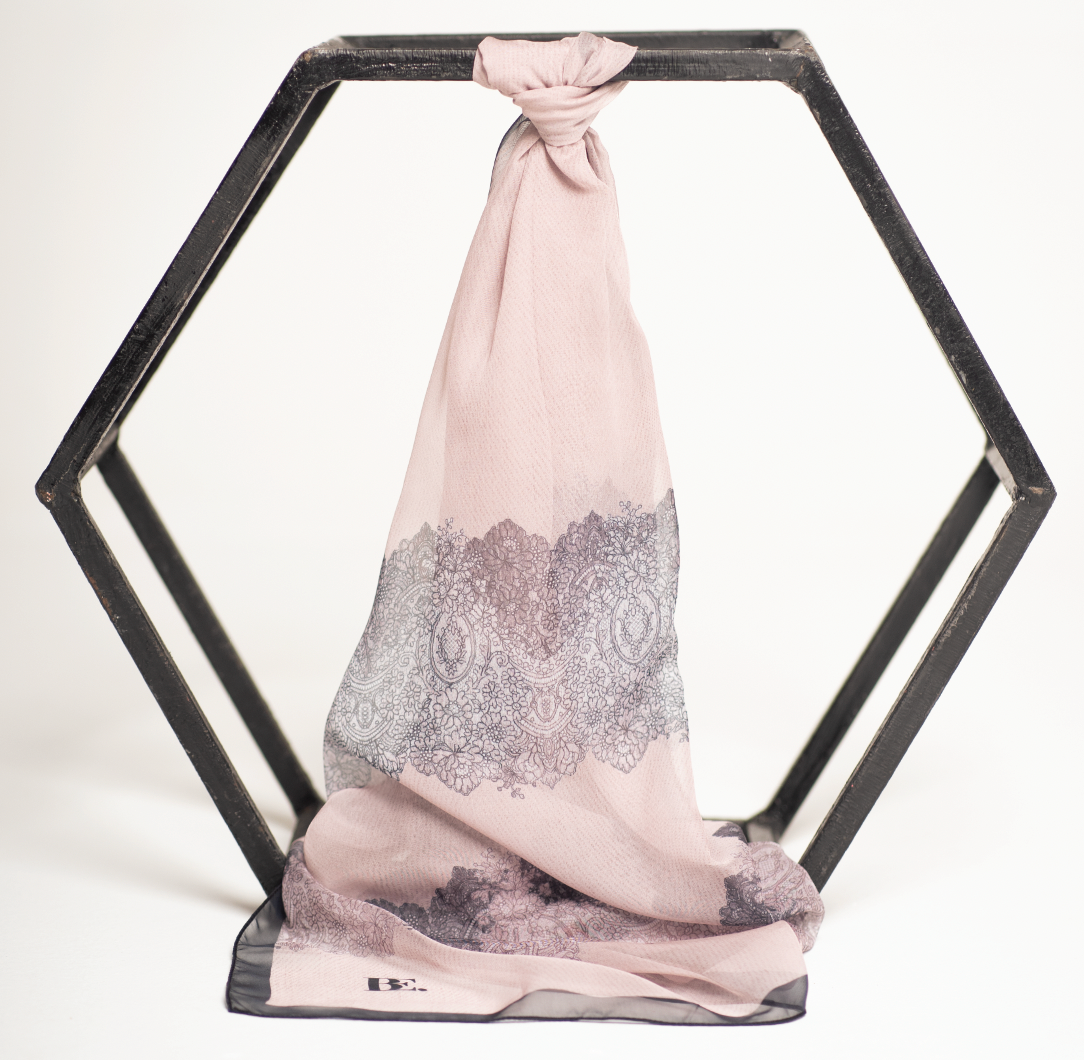 French Lace: Beige