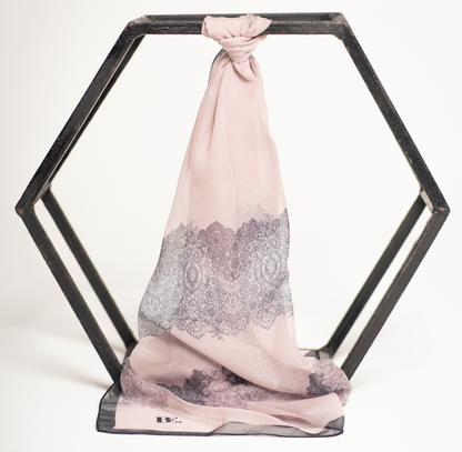 French Lace: Beige