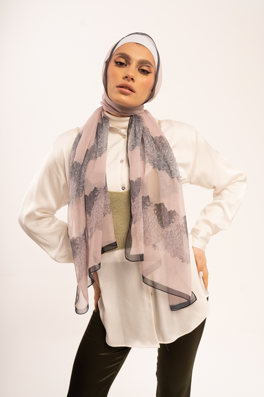French Lace: Beige